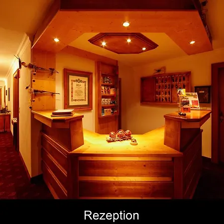 Clubdorf Tirolerhof / Ischgl 酒店 3*